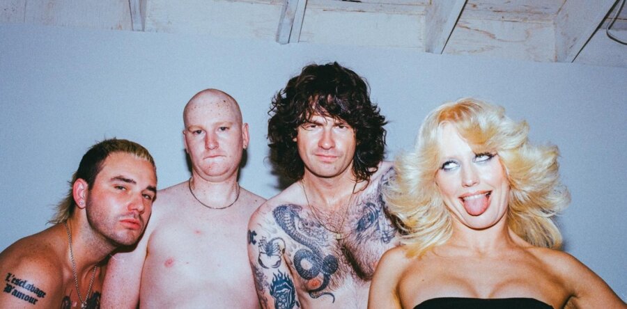 AMYL & THE SNIFFERS – CARTOON DARKNESS | Κυκλοφόρησε το πολυαναμενόμενο άλμπουμ τους.