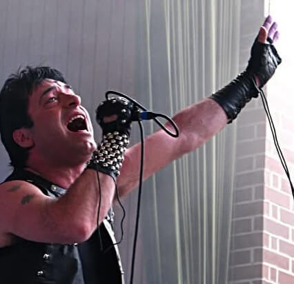 Έφυγε από τη ζωή ο frontman των CLOVEN HOOF, Russ North