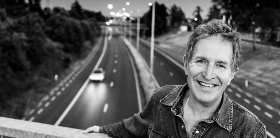 Steve Wynn: Ο Ιδρυτής των Dream Syndicate έρχεται στην Ελλάδα για μία σειρά από solo παραστάσεις!