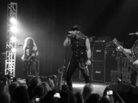 R.D. LIAPAKIS: Νέος τραγουδιστής του Michael Schenker!