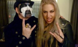 Η Ελληνίδα HEL PYRE μέλος της μπάντας του KING DIAMOND!