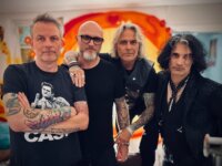 WHITE LION: Η απόδειξη ότι και το εμπορικό rock μπορεί να έχει ψυχή, βάθος και ποιότητα.