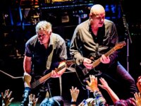 THE STRANGLERS: Απ’ το “No More Heroes” στο μελωδικό “Golden Brown” … η επαναστατική σπίθα δεν έσβησε ακόμη!