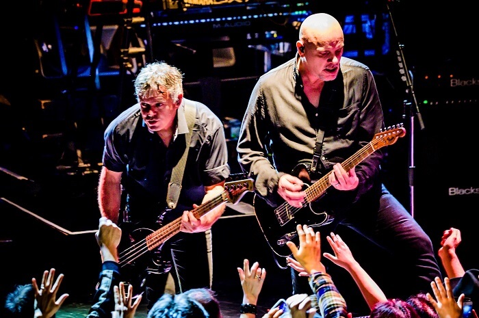THE STRANGLERS: Απ’ το “No More Heroes” στο μελωδικό “Golden Brown” … η επαναστατική σπίθα δεν έσβησε ακόμη!