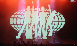 Aνταπόκριση: Release Athens με SUPERGRASS, The Damned, The Lobsters @ Πλατεία Νερού, Αθήνα (16/07/2025)