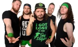 Alestorm: 4 +1 τραγούδια γεμάτα ρούμι, θάλασσα, καβγάδες και πάρτι!
