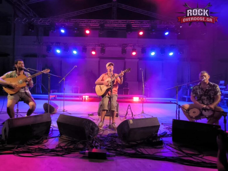 Ανταπόκριση: MANU CHAO “Ultra Acoustico” w/ Ντίνος Σαδίκης (Εν Πλω) @ Μονή Λαζαριστών, Θεσσαλονίκη (12/09/2025)
