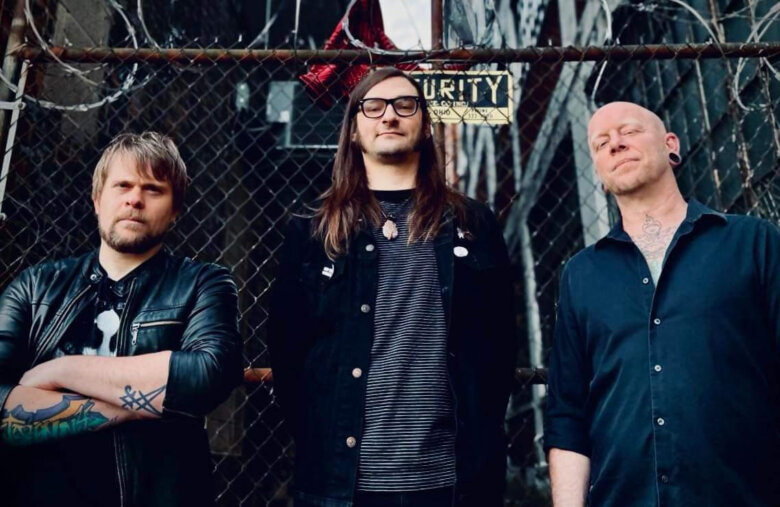 Ryan Ferrier (Valley of the Sun): “Το ροκ παρέμεινε αυθεντικό και επέστρεψε στα υπόγεια. Κι αυτό μας βρίσκει απόλυτα σύμφωνους.”