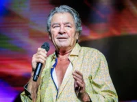 IAN GILLAN: Χάνει την όραση του – Ετοιμάζεται για συνταξιοδότηση