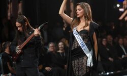 Χιλιανή διαγωνιζόμενη στα καλλιστεία εντυπωσίασε τραγουδώντας death metal