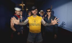 TURBONEGRO: “Denim και …. μουστάκια”, ένα mini αφιέρωμα στην πιο εκρηκτική μπάντα της Σκανδιναβίας!