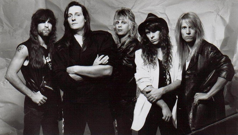 SAVATAGE: Νέος τριπλός live δίσκος