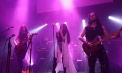 Ανταπόκριση: Moira’s Touch, Primal Roots, Daisy Οn Α Shelf @ Black Temple, Αθήνα (21/02/2026)