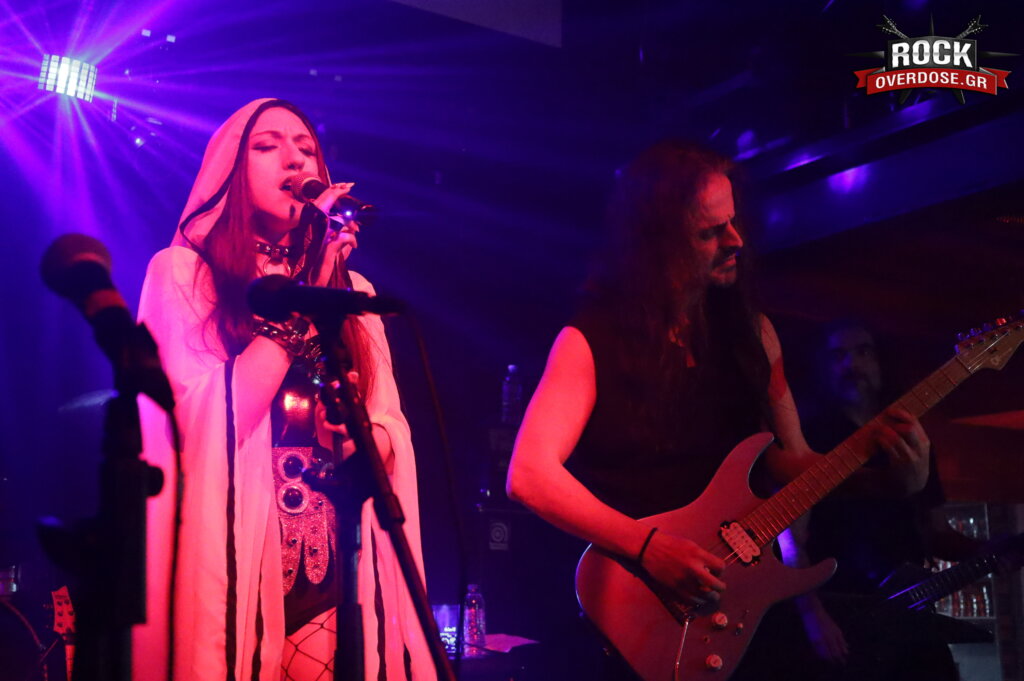 Moira's Touch Live @ Temple credits Panagiotis Papandreopoulos 