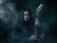 GUS G: Ίσως είναι ένας από τους τελευταίους αληθινούς Guitar Heroes που έχουν απομείνει