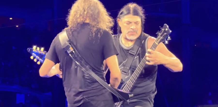 METALLICA: Διασκεύασαν το “Sonne” των Rammstein στο Βερολίνο