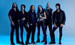 Βόμβα μεγατόνων: Η Alissa White-Gluz (ex-Arch Enemy) εντάσσεται στους DragonForce!