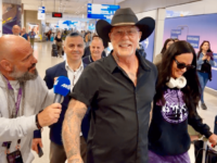 Στην Αθήνα ο James Hetfield – Πρώτες εικόνες & βίντεο πριν τη μεγάλη μάχη στο ΟΑΚΑ!